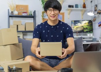 Dropshipping 2025: Stunning E-commerce Myths vs. Best Reality