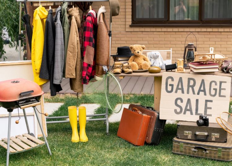 Garage Sale Flipping: Stunning Profits Over $500 Made Easy